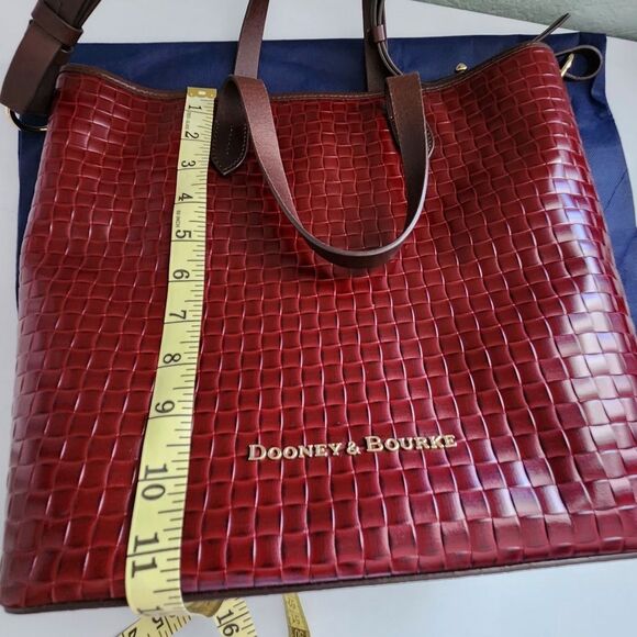 New! Dooney & Bourke Burgundy Woven Leather Tote - Picture 5 of 9